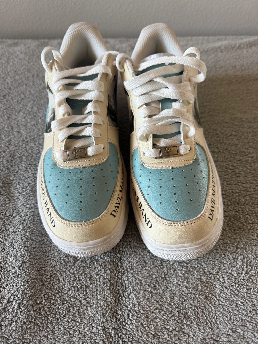 Dave Matthews band tour shoes - Picture 2 of 12